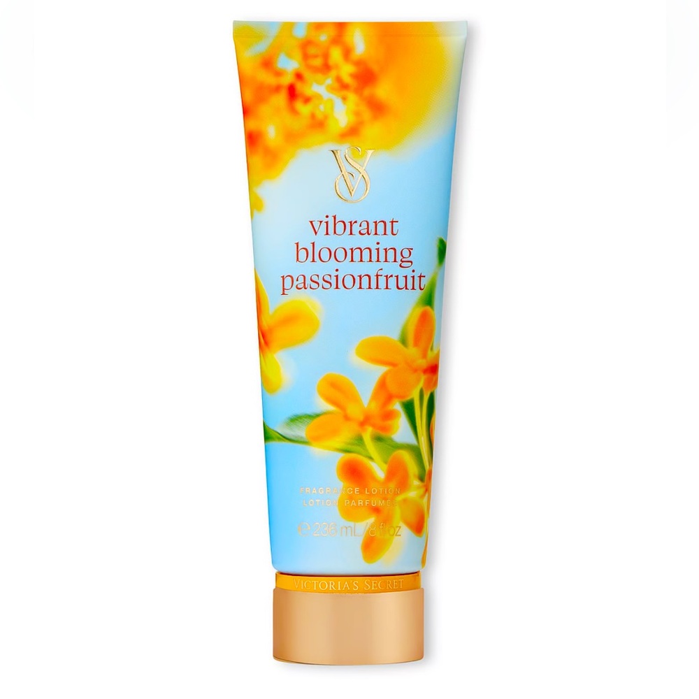 NWT Victoria’s Secret Vibrant Blooming Passionfruit body lotion